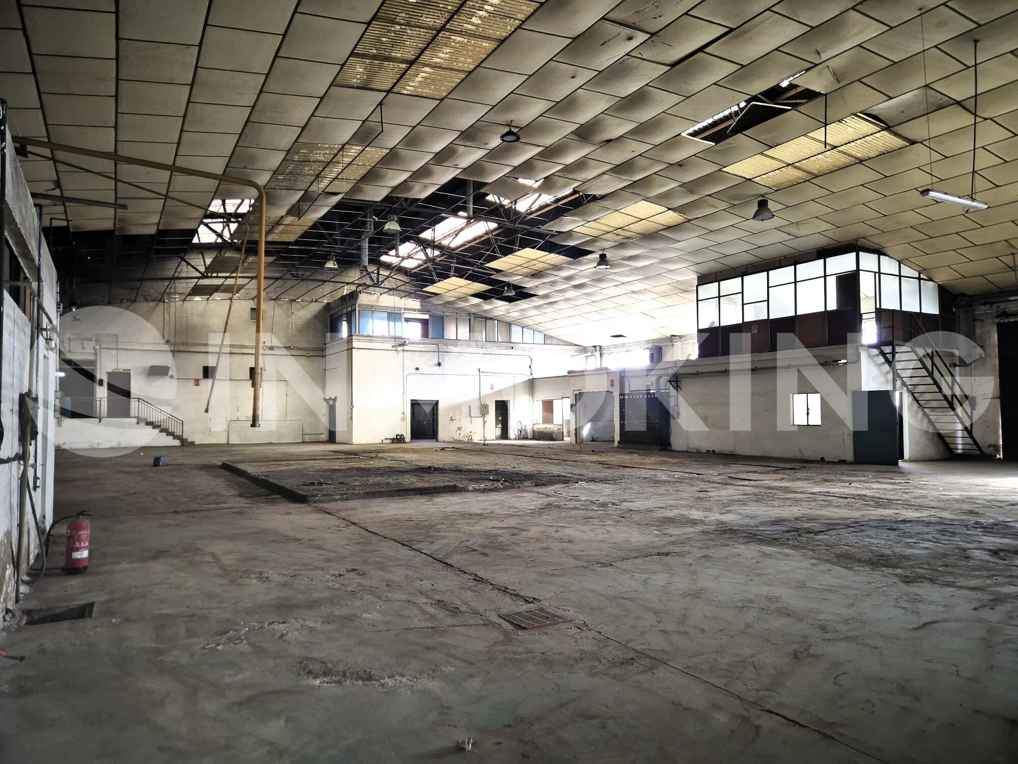 Foto de la propiedad Nave industrial primera línea Polígono Fuente del Jarro, Paterna 